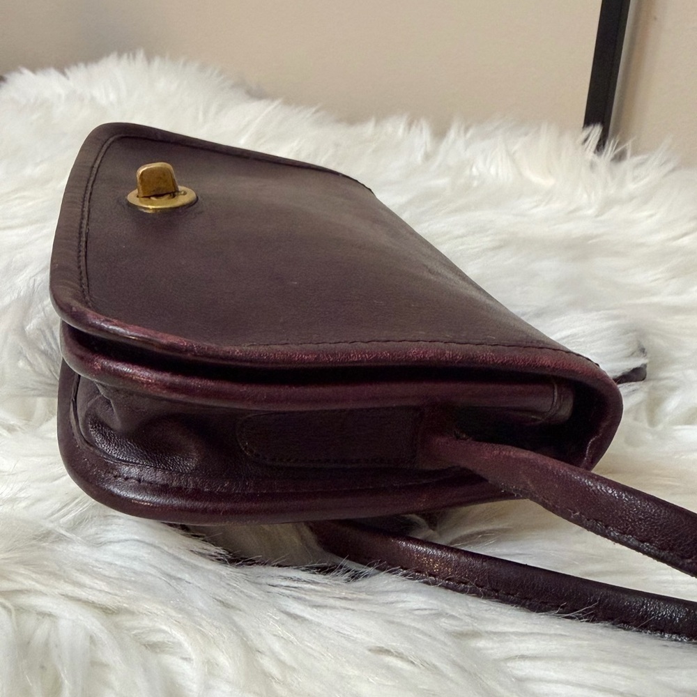 Vintage Coach Dinky Turn Lock Crossbody Bag Mahogany Leather 9375 - Picture 6 of 12